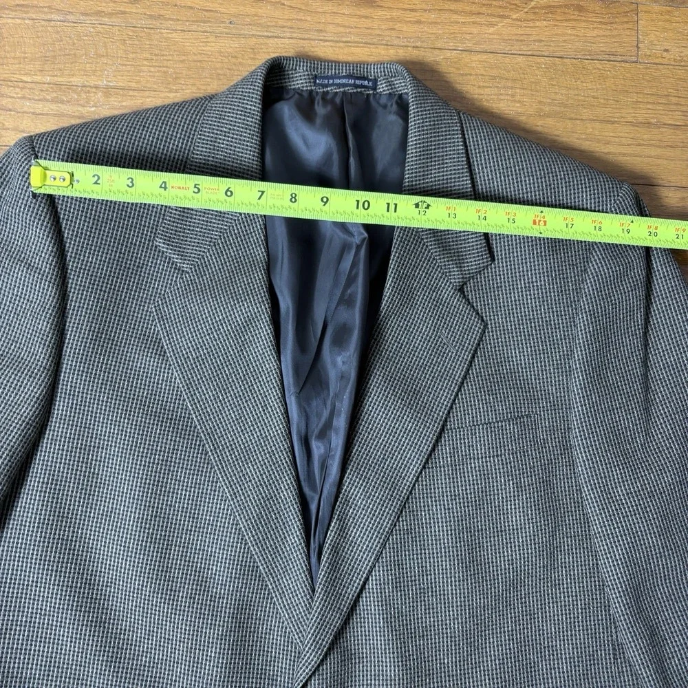 Versini Men's 46R Brown 100% Silk Microcheck Two Button Jacket Sport Coat Blazer